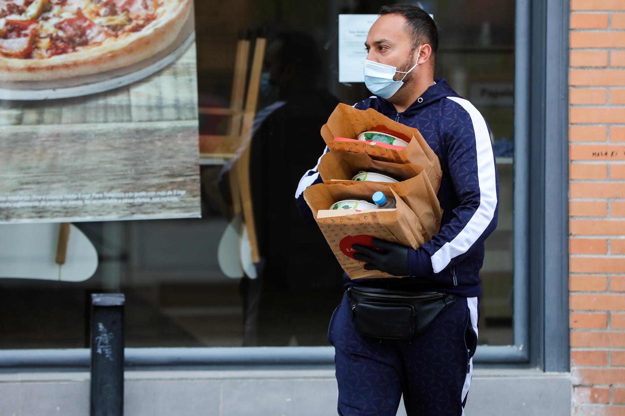 Menú infantil en tiempos de coronavirus: pizza, nuggets y refresco - 9